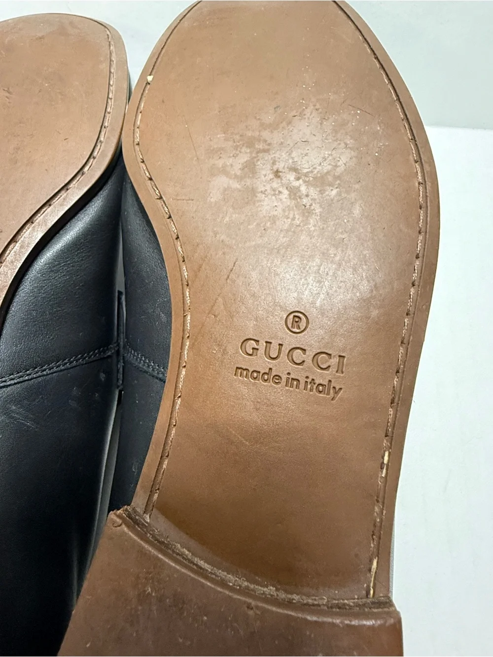 Gucci Black Leather Slip-On Loafers with Silver Interlocking G Almond Toe